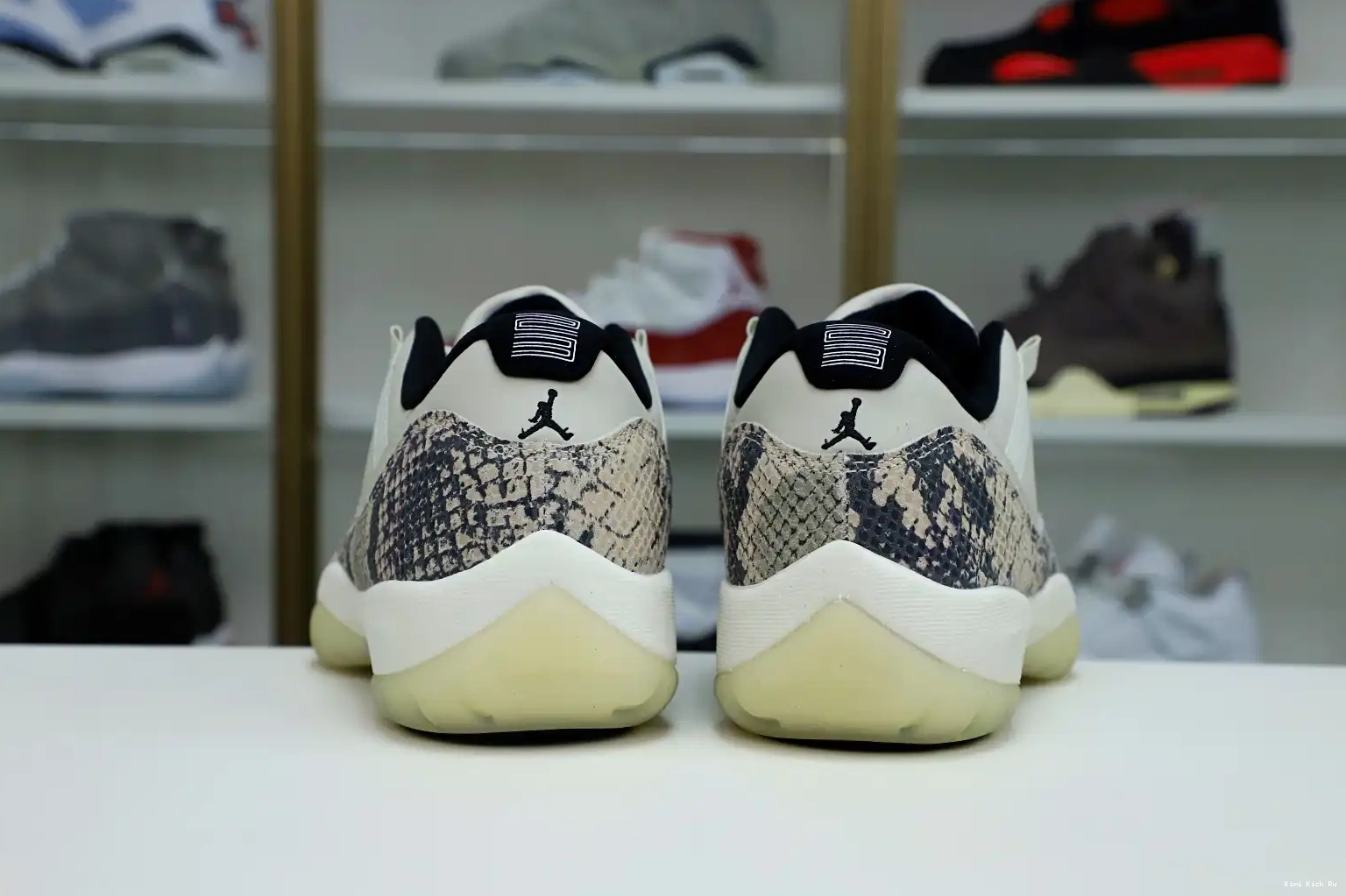 JORDAN LIGHT AIR BONE SNAKESKIN Kimikick LOW 11 0412